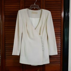 PEGGY JENNINGS | Vintage Luxury Silk Blazer | Size 6 | Covered Button Detail